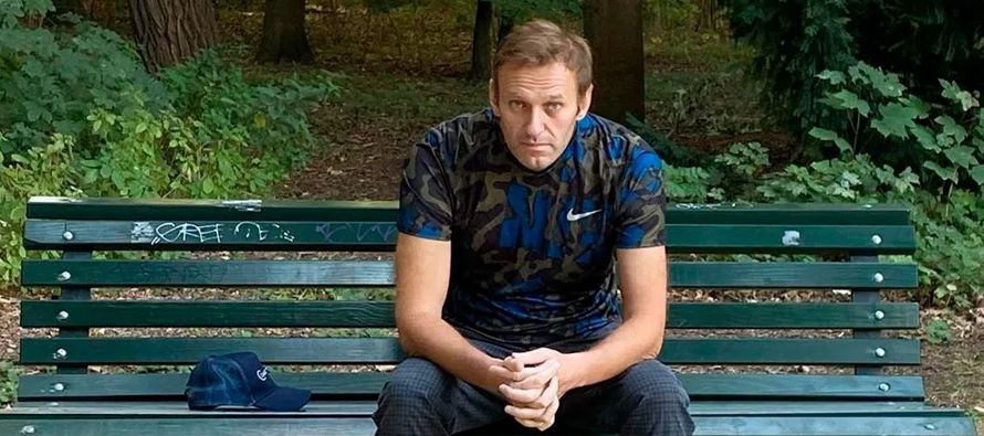 Los partidarios de Navalny han sostenido que este tipo de ataque solo pudo haber sido ordenado a...