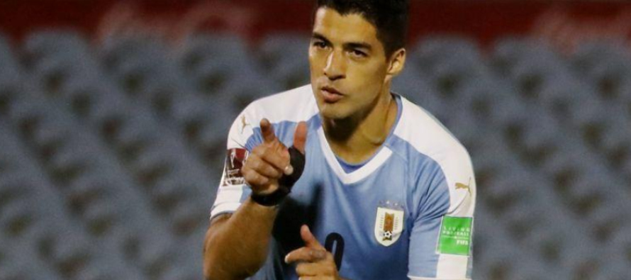 Suárez marcó dos goles en el 6-1 del Atlético contra el Granada en su debut...