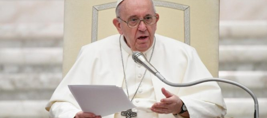 El Pontífice cita el momento de dificultad actual, la crisis de la pandemia y la crisis...