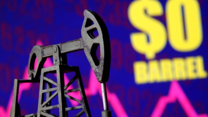 “Los precios del petróleo, que sufrieron un duro golpe el día anterior,...