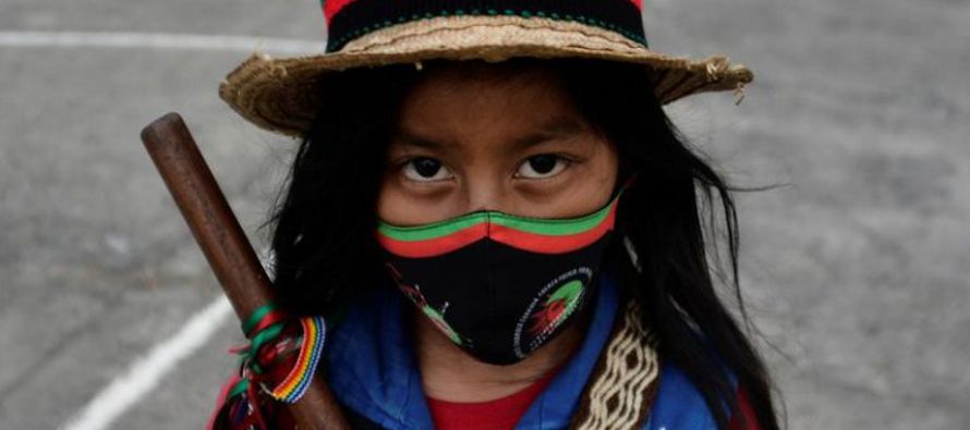 Los indígenas, que salieron de la ciudad de Cali, llegarán a Bogotá el lunes y...