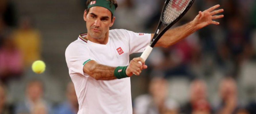 “Todavía no puedo entrenar más de dos horas”, explicó Federer,...