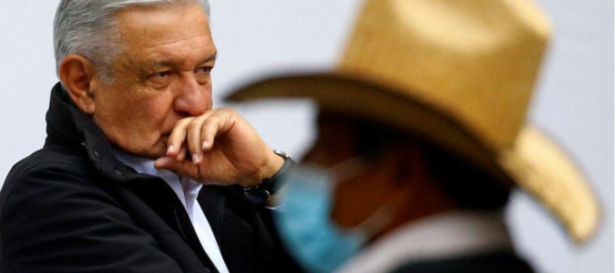 López Obrador, quien asumió el cargo en diciembre de 2018, argumenta que gobiernos...