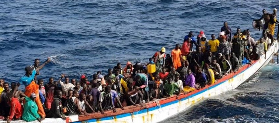 La embarcación naufragada transportaba a unas 200 personas, pero solo 59 de ellas fueron...