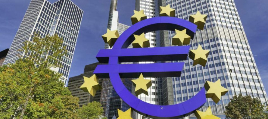 El Banco Central Europeo mantuvo sus tasas en el nivel más bajo de su historia y esta...