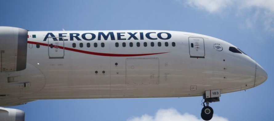 Las acciones de Aeroméxico cayeron el miércoles un 3.82%, a 4.28 pesos, según...