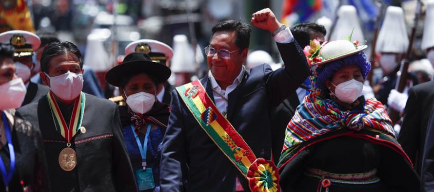 Arce dijo que su quinquenio estará orientado a servir “al pueblo boliviano, a...