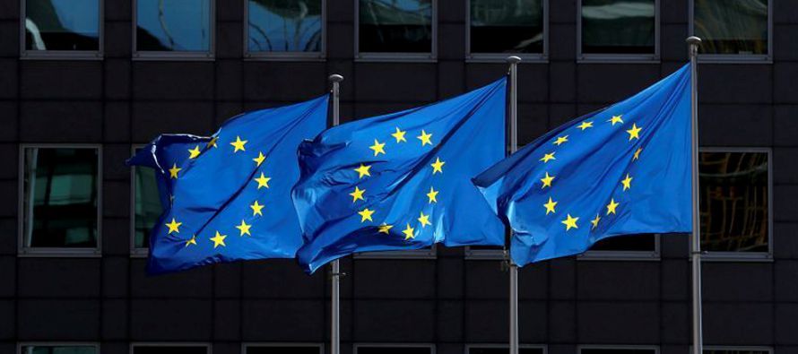Es probable que el veto retrase cientos de miles de millones de euros en fondos de la UE en un...