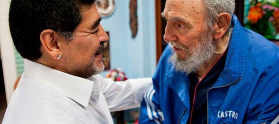 El canciller cubano, Bruno Rodríguez, dijo en Twitter que la “amistad de Maradona con...