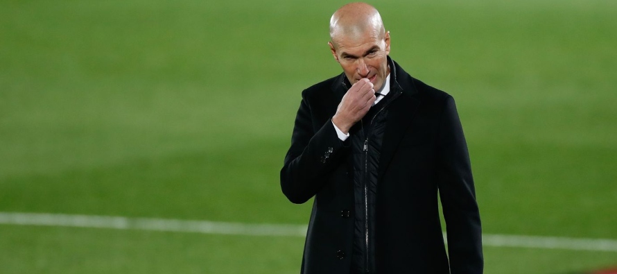 Si se amplía la perspectiva a todas las temporadas en las que ha intervenido Zidane como...
