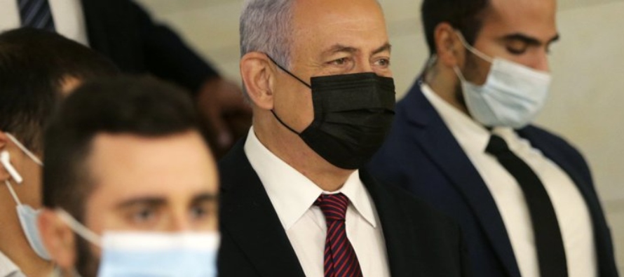 Netanyahu está siendo juzgado por corrupción, y Gantz lo acusa de trabar la...