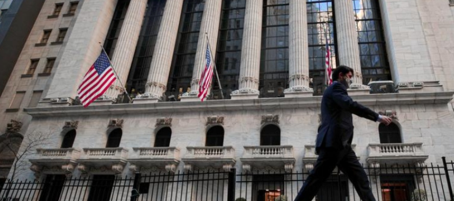 Wall Street abrió en baja después de que los datos del Departamento del Trabajo...