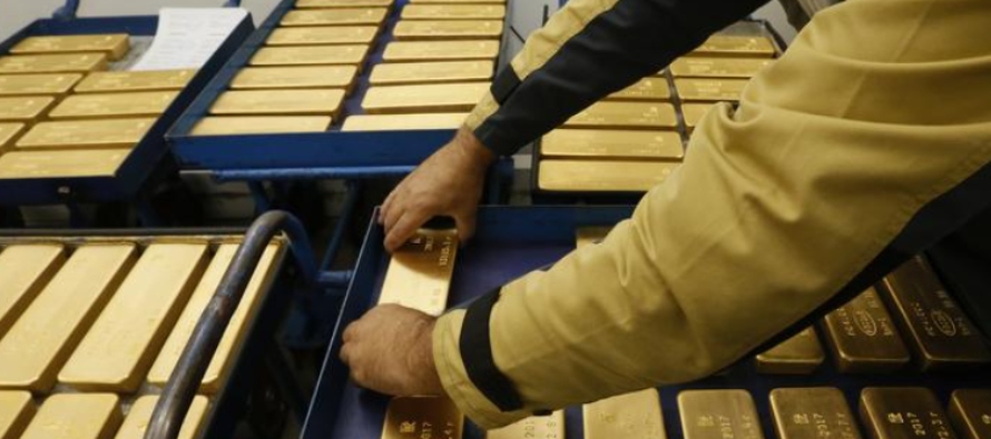El oro, considerado como una cobertura contra la inflación, ha subido alrededor de 21% en lo...
