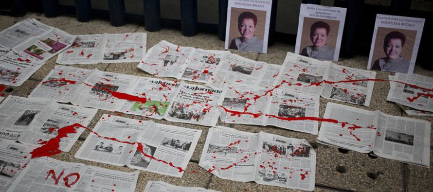 En México, al menos cuatro periodistas fueron víctimas de ataques dirigidos en 2020 y...