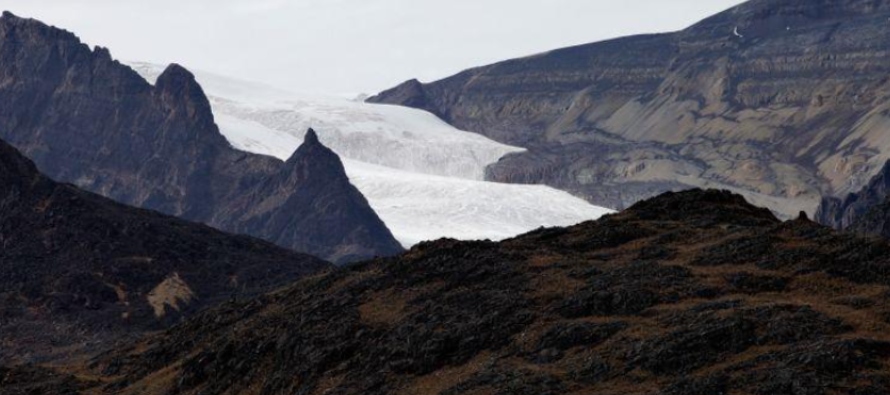 El clima cambiante y la rápida desaparición de los glaciares han coincidido con un...