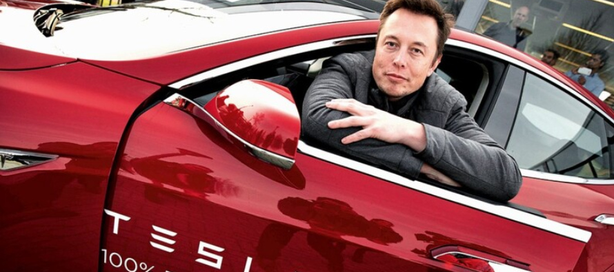 Elon Musk continúa haciendo promesas. Tesla se comprometió a proponer un...