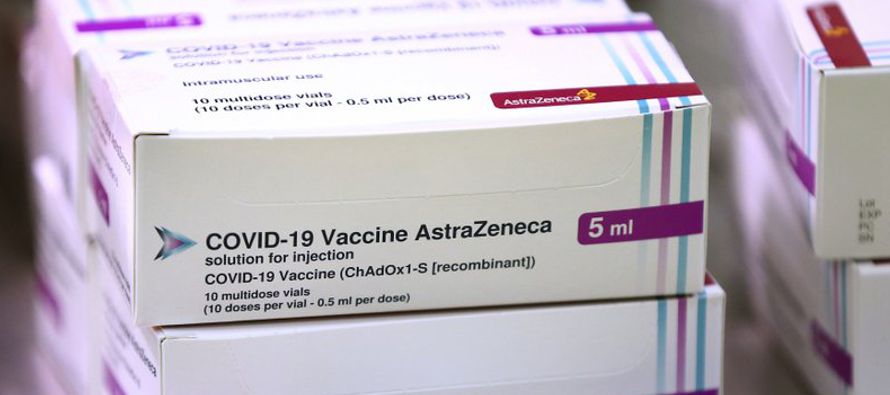 Se espera que la vacuna de Oxford-AstraZeneca sea clave para muchos países por su bajo...
