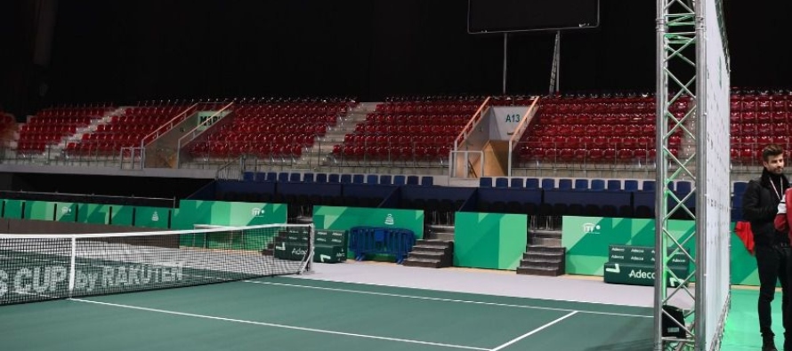 Así, Kosmos Tennis ha iniciado un proceso de licitación abierto a las naciones...