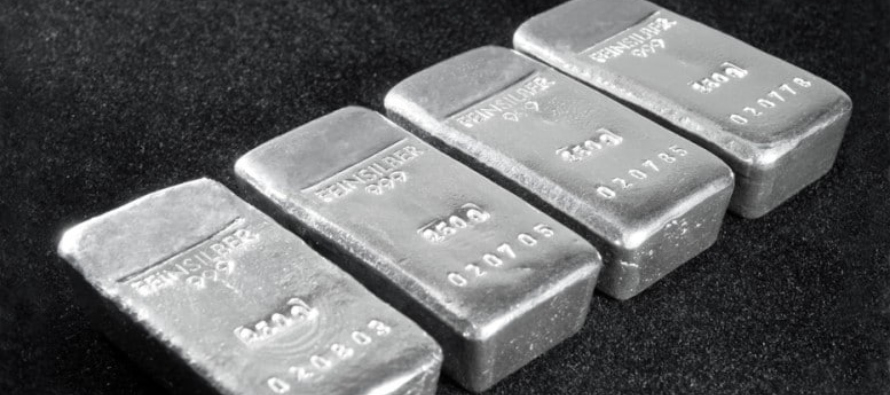  Los expertos de Saxo Bank ya apuntaban que una burbuja en el precio la plata puede terminar en una...