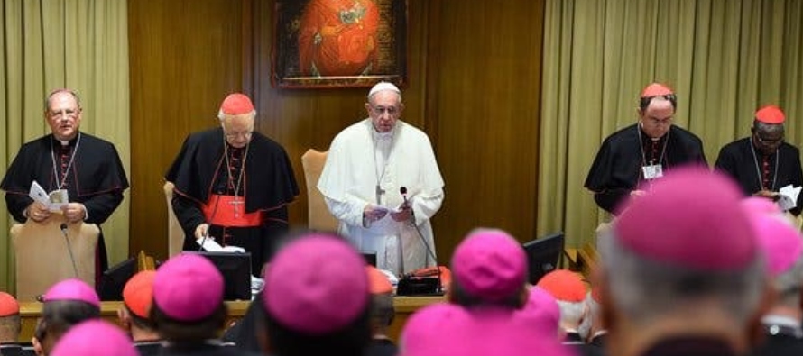 Dijo que se transmitió las denuncias al Vaticano, que no halló otras denuncias...