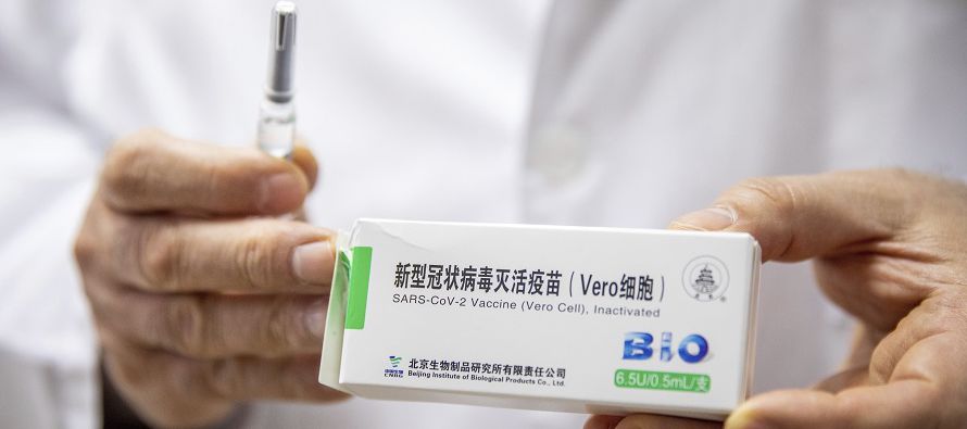El gobierno de Xi Jinping donó 100,000 dosis de las 500,000 vacunas que llegaron al...