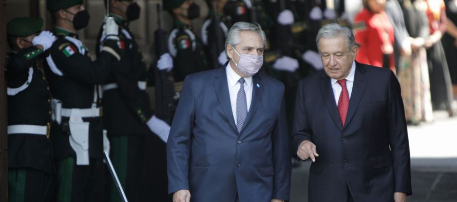 La estrategia del presidente López Obrador ha cambiado, y va encaminada a adquirir un nuevo...