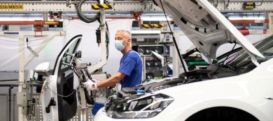 "El año pasado, el Grupo Volkswagen logró contener los efectos de la pandemia en...