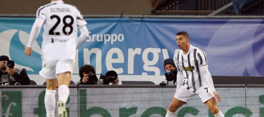 Cristiano anotó el definitivo 3-0 este martes en el triunfo del Juventus y se colocó...