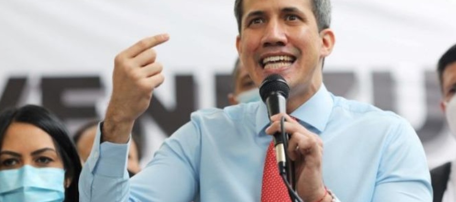 El gobierno de Maduro califica a Guaidó como un "títere" de Estados Unidos...