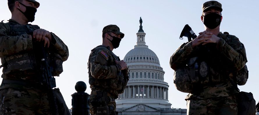 Los alrededores del Capitolio permanecen blindados y unos 5,000 miembros de la Guardia Nacional lo...
