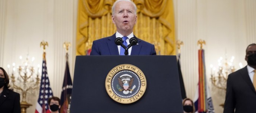 Las órdenes fueron emitidas previo al discurso que pronunciará Biden más tarde...