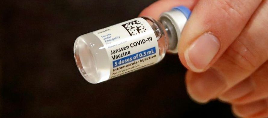 En general, la vacuna previno el covid-19 de moderado a grave en un 66,1% después de 28...
