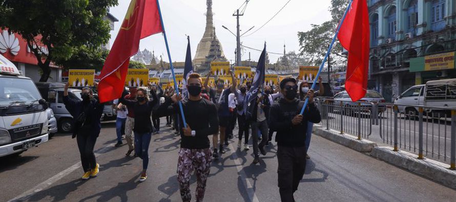 La Asociación de Ayuda a Presos Políticos de Myanmar indicó que su cifra de...