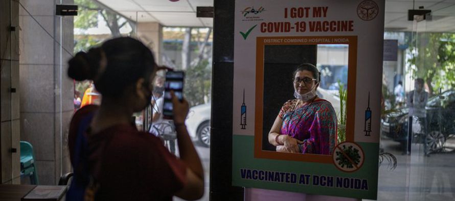 India comenzó su campaña de vacunación en enero. Por ahora, más de 90...
