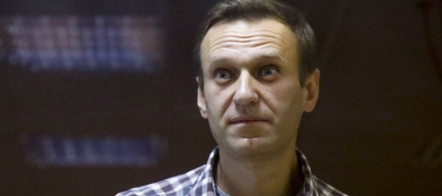 El médico de Navalny dijo hace dos días que su salud se estaba deteriorando con...