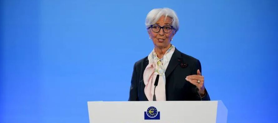 Lagarde dijo que la economía de la zona del euro "podría haberse...