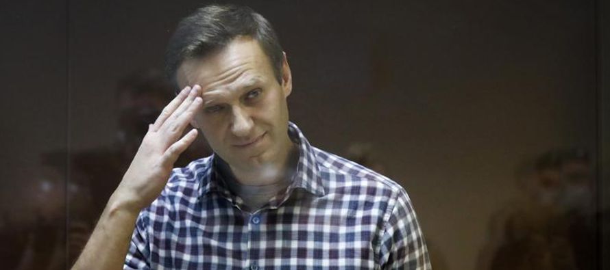Navalny dijo que empezará a “salir de la huelga de hambre” el viernes y que el...