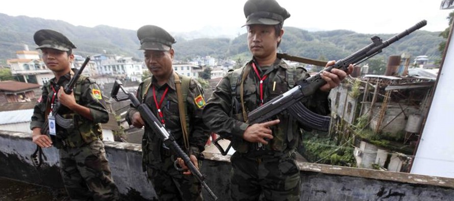 La afirmación del Ejército por la Independencia de Kachin se da al tiempo que las...