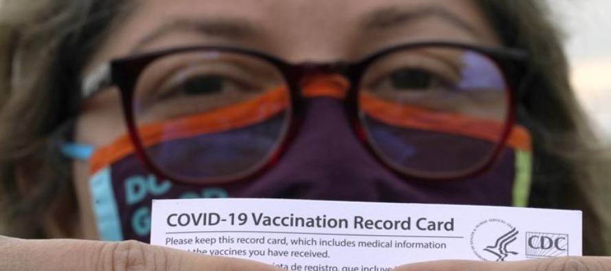 En la última semana cerca de 1,2 millones de personas se infectaron de COVID-19 en toda la...