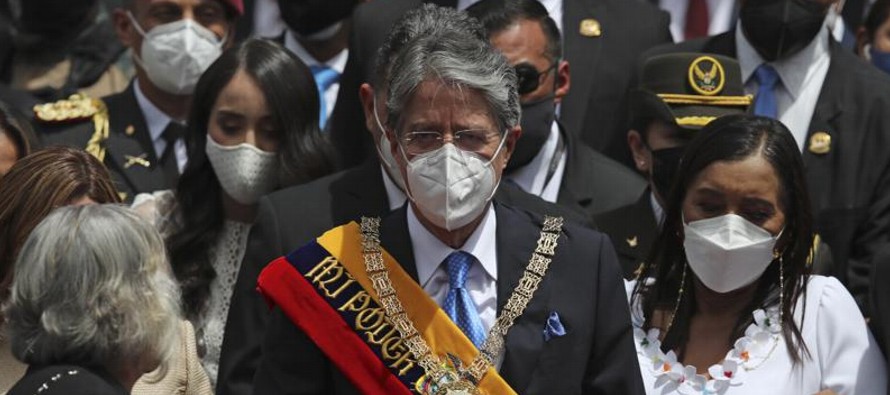 Lasso, de 65 años, asumió el lunes la conducción de la nación andina de...