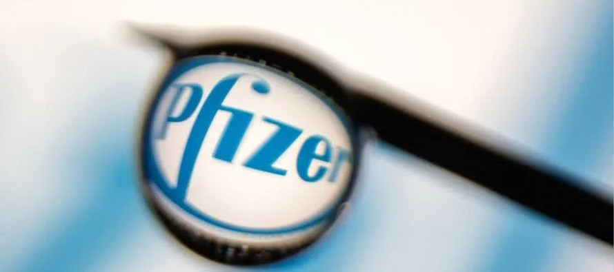 Pfizer sostiene que no ha observado una tasa más alta de la afección, conocida como...