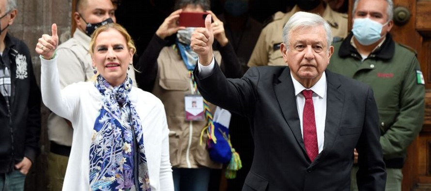 López Obrador, sin embargo, ha reconocido que los resultados en la capital no favorecen a su...