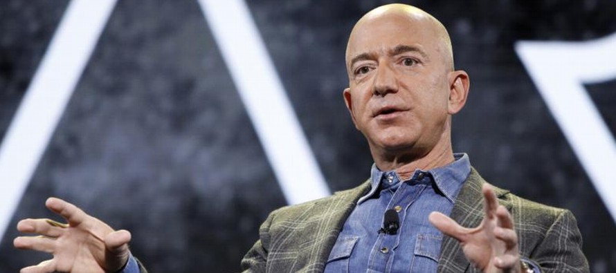 Bezos dijo a principios de febrero que dejaría el cargo de CEO de Amazon para dedicar...