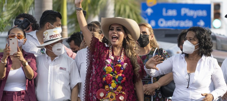 Aunque el conteo rápido del Instituto Electoral de Guerrero solo ha capturado el 38% de las...