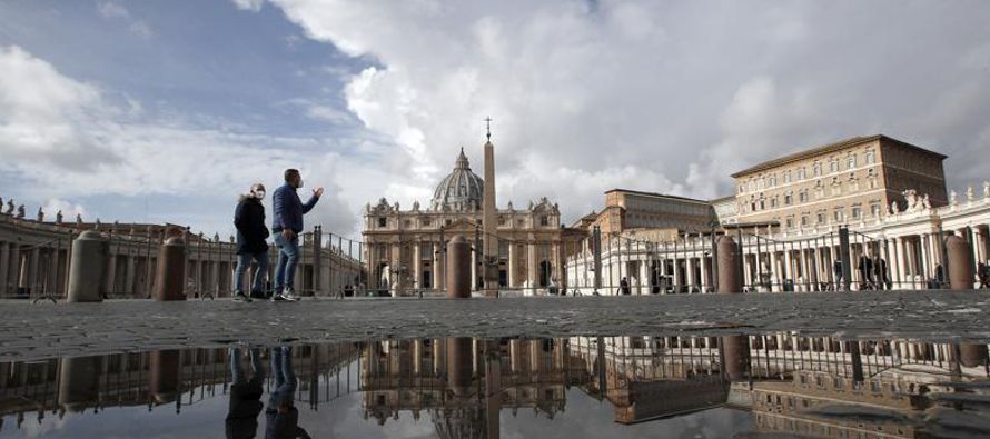 El Vaticano ha tomado la medida inusual de disolver un pequeño movimiento laico italiano al...