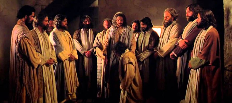 En aquel tiempo, llamando a sus doce discípulos, les dio poder sobre los espíritus...