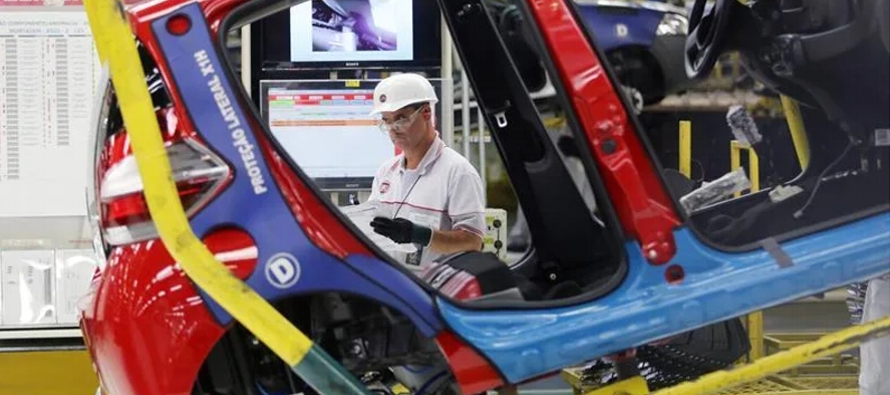 La producción brasileña de vehículos se limitó a 166.947 unidades en...