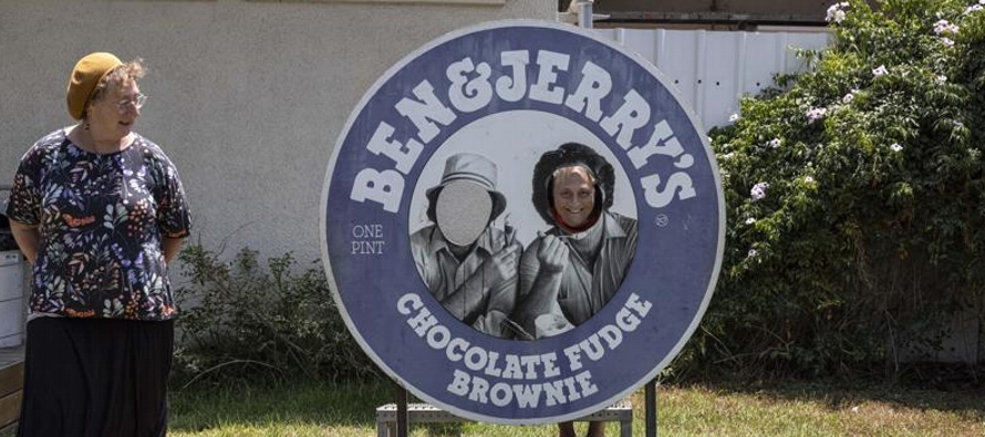 Ben & Jerry’s dijo en su anuncio que la venta de sus helados en territorios que reclaman...