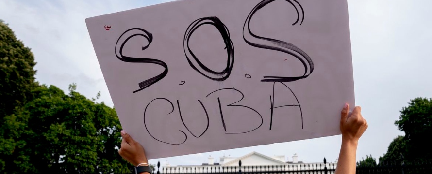 Cuba atraviesa una de las peores crisis económicas de su historia, una mezcla de sus propias...