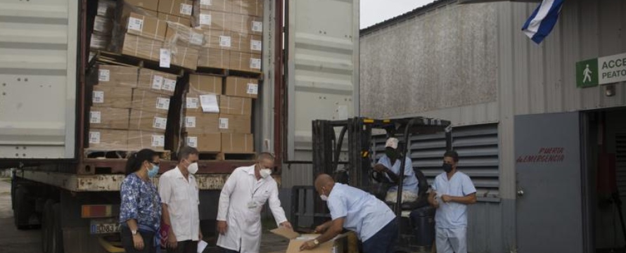 El envío forma parte de unos 6 millones de jeringas realizadas por Global Health Partners,...